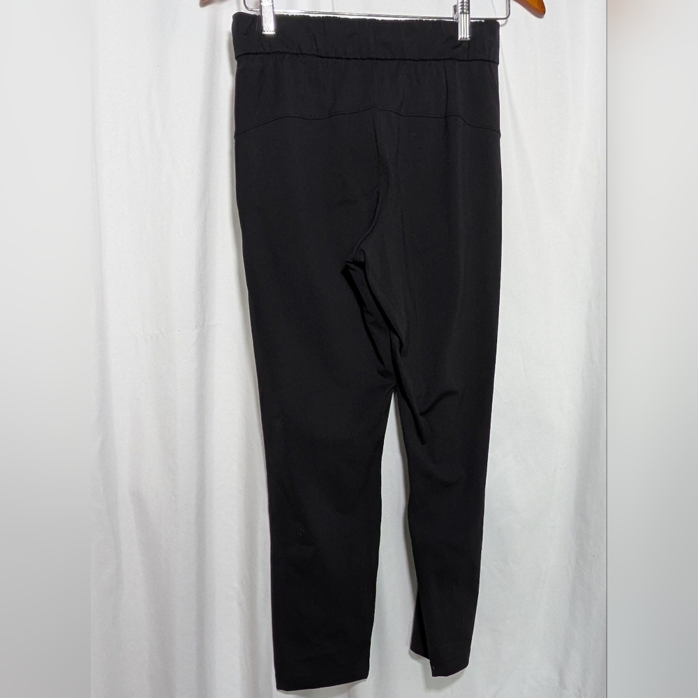 Women's Lululemon Black On the Fly Size 4 | Athletic‎ Workout Casual - Picture 5 of 14